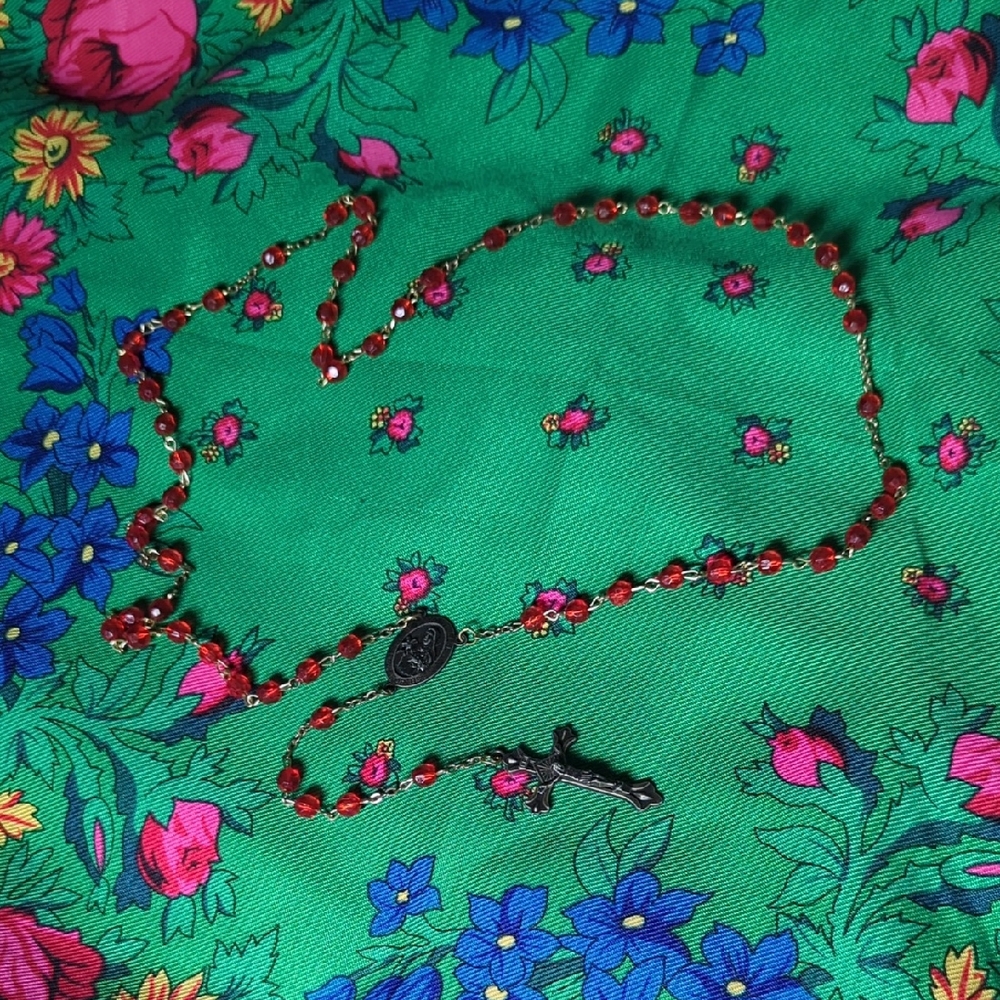 ✝️Vintage Red Beaded Catholic Rosary